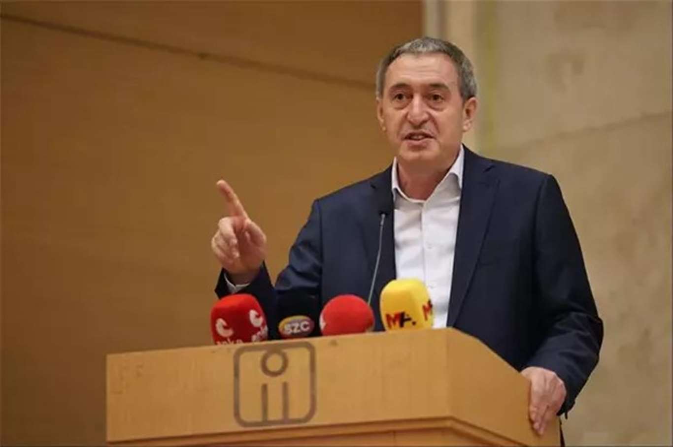       Bakırhan, birinci parti tartışmalarına Muğla'dan katıldı haberi